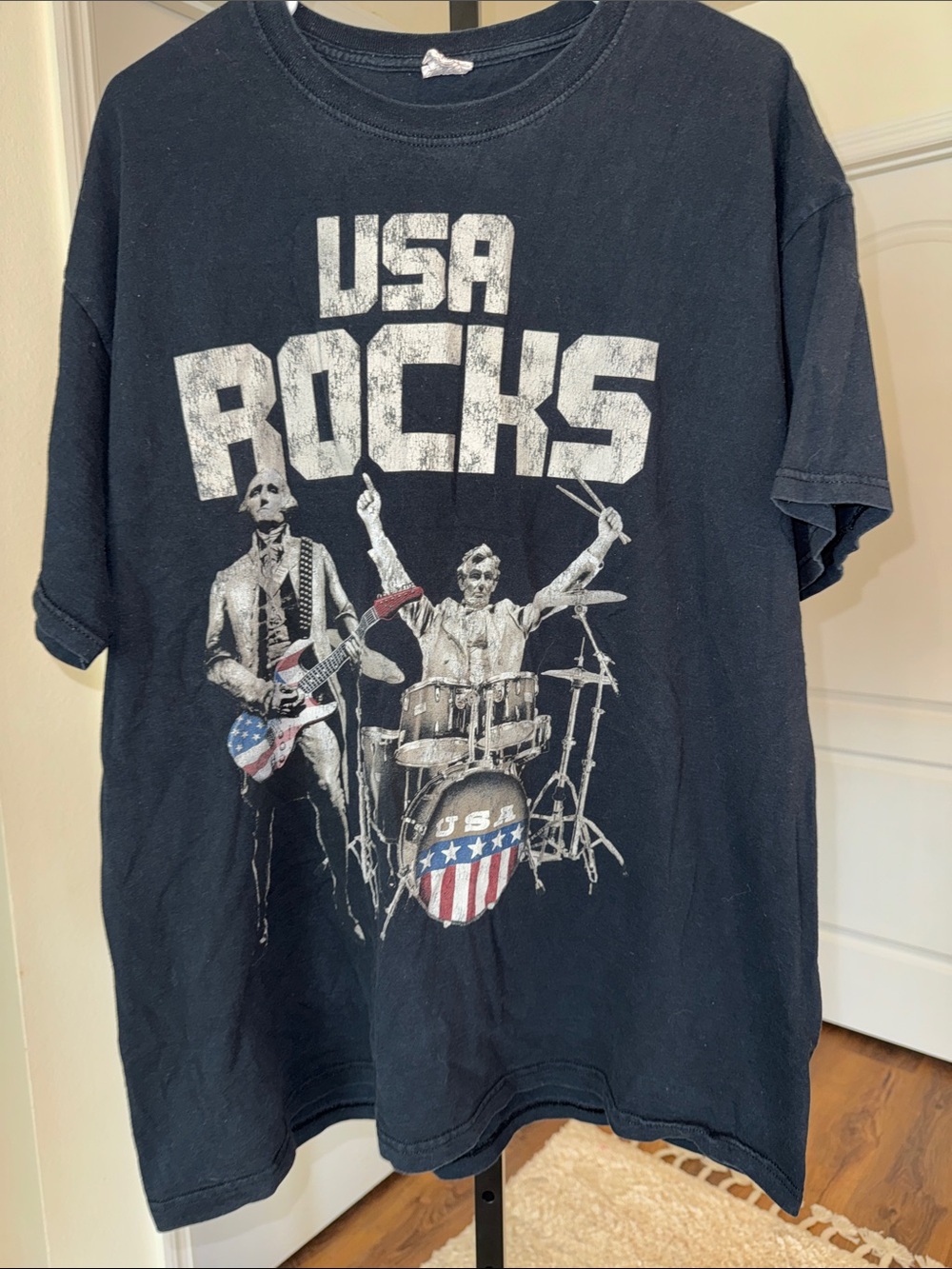 Vintage USA Rocks T-Shirt - Size XXL